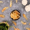 5 kg Lyra Pet® Kaninchenohren in 30 L Tonne